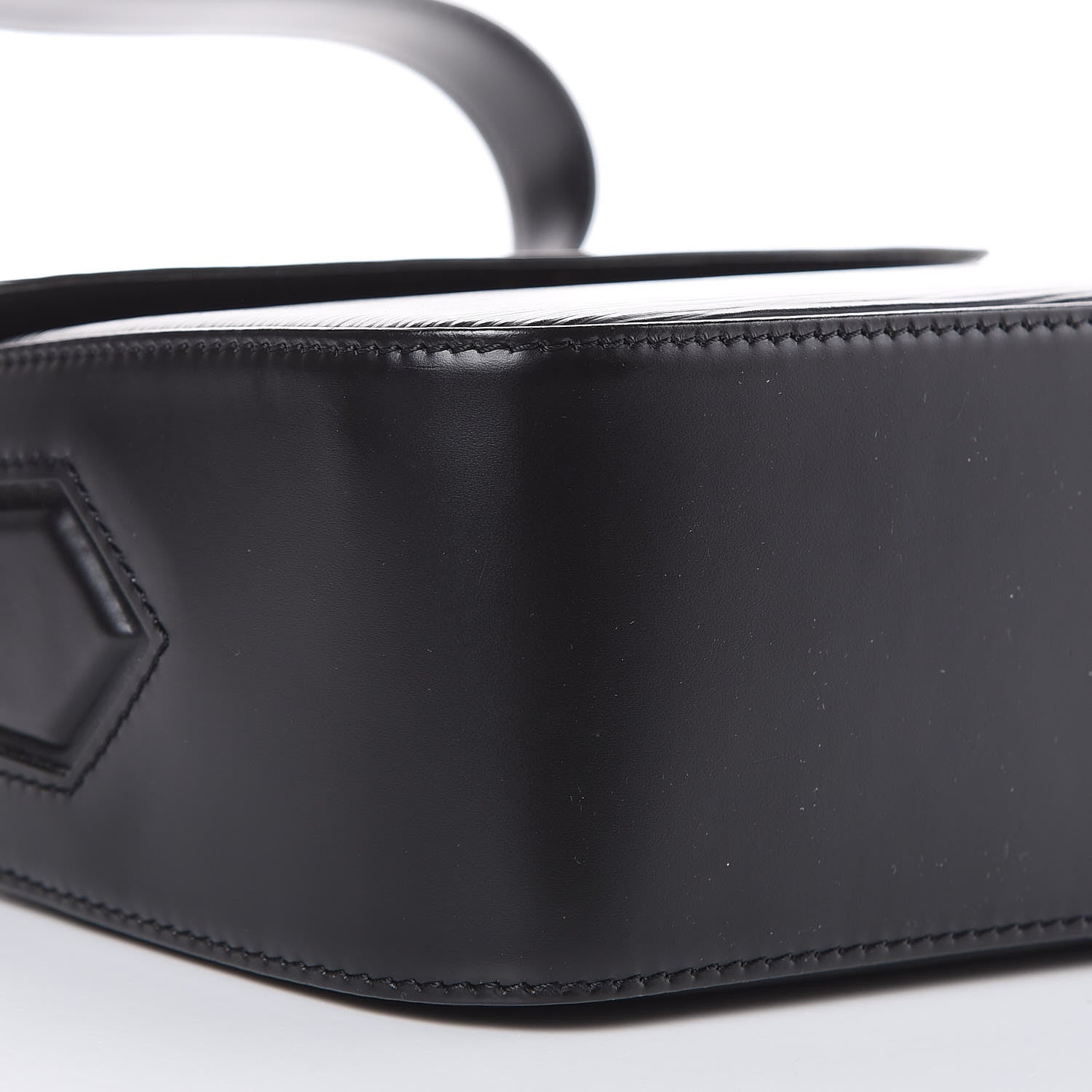 Louis Vuitton Epi Buci Black 7 of 10