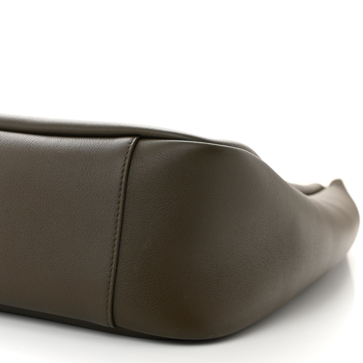 Smooth Calfskin Large Le 5 A 7 Soft Hobo Light Musk