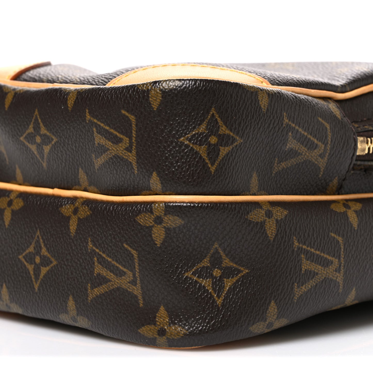 Monogram Amazone
