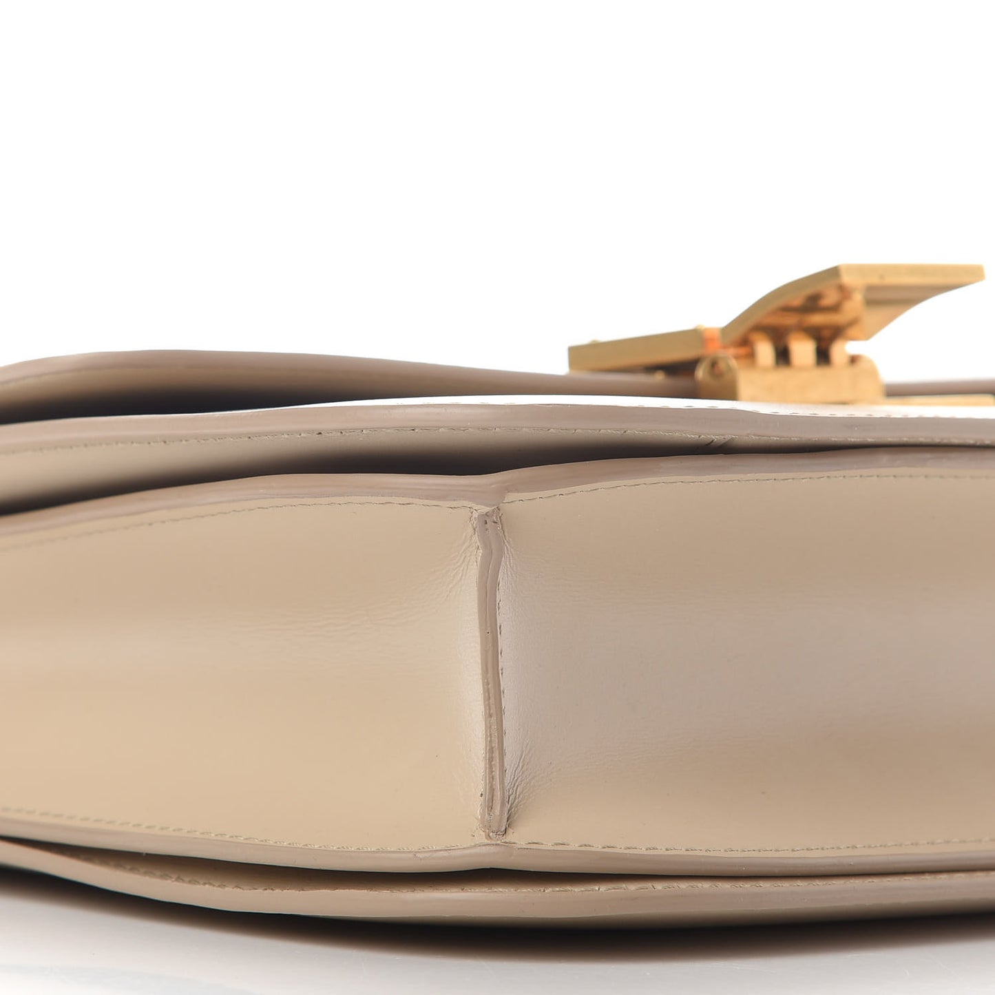 Box Calfskin Medium Classic Box Flap Bag Powder