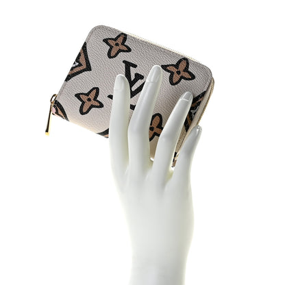 Louis Vuitton Monogram Giant Wild At Heart Zippy Coin Purse Creme 2 of 8