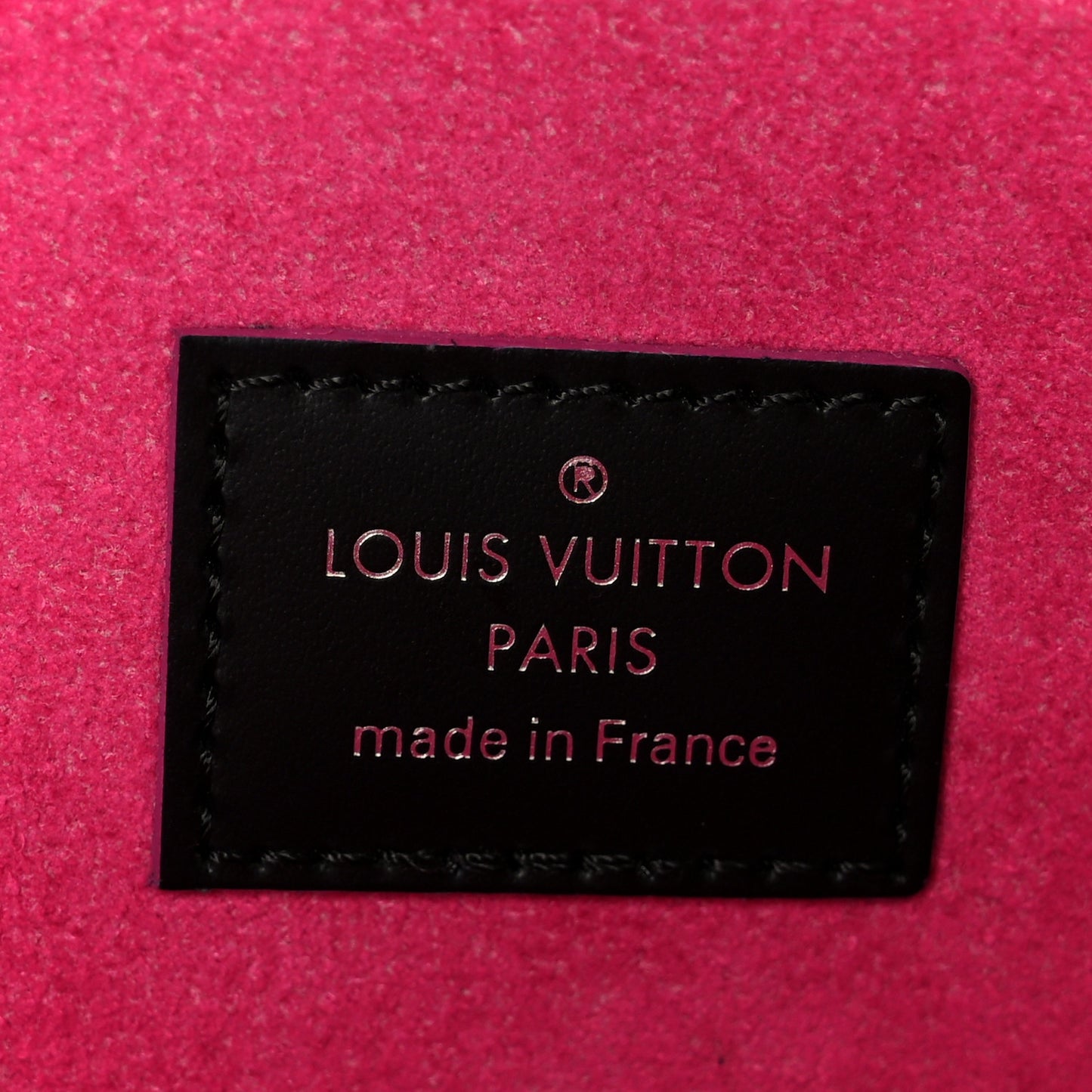 Epi Pochette Felicie Black Hot Pink