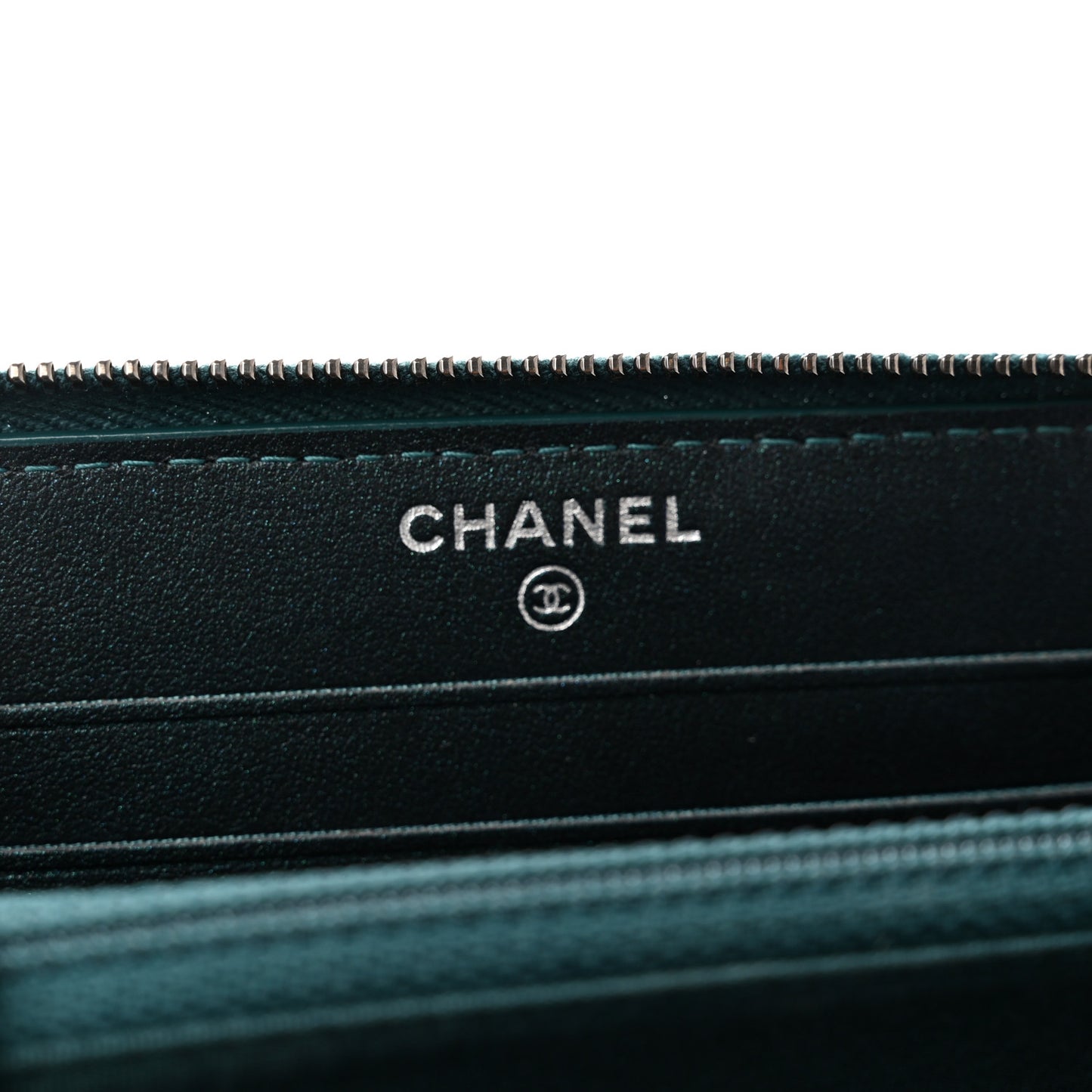 Iridescent Caviar Quilted Medium Filigree Zip Around Wallet Dark Turquoise