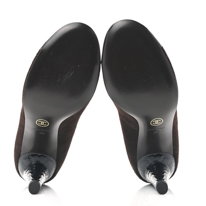 Chanel Kid Suede Patent Calfskin Cap Toe CC Pumps 38 Brown Black 5 of 8