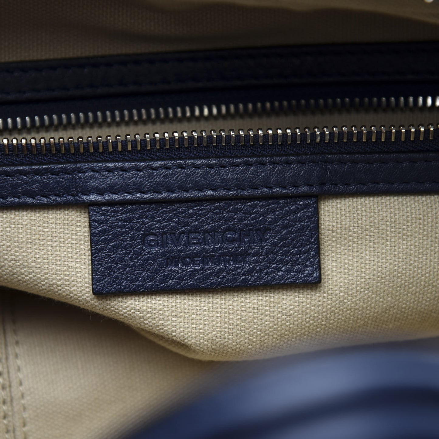 Pebbled Calfskin Small Nightingale Night Blue