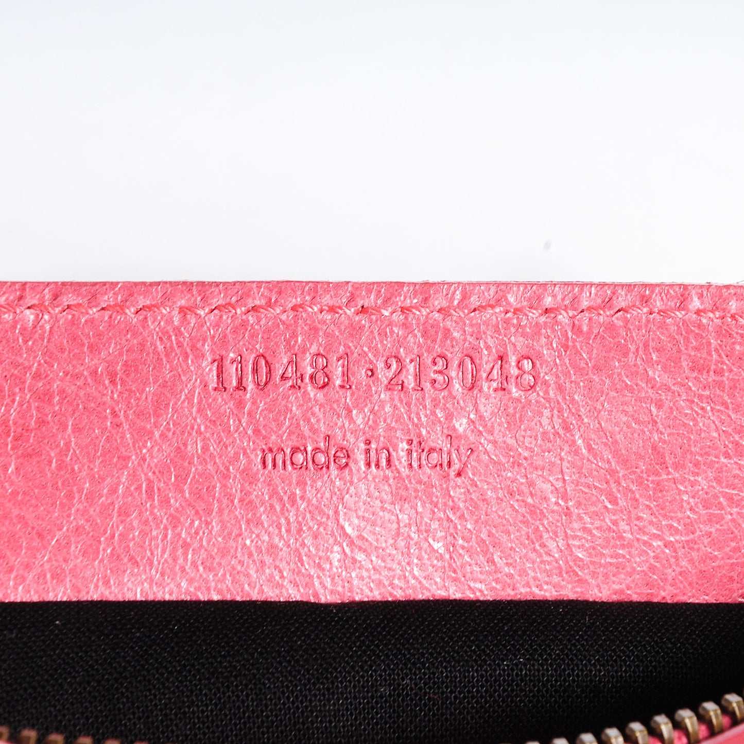 Agneau Porte Toilette Makeup Clutch Framboise