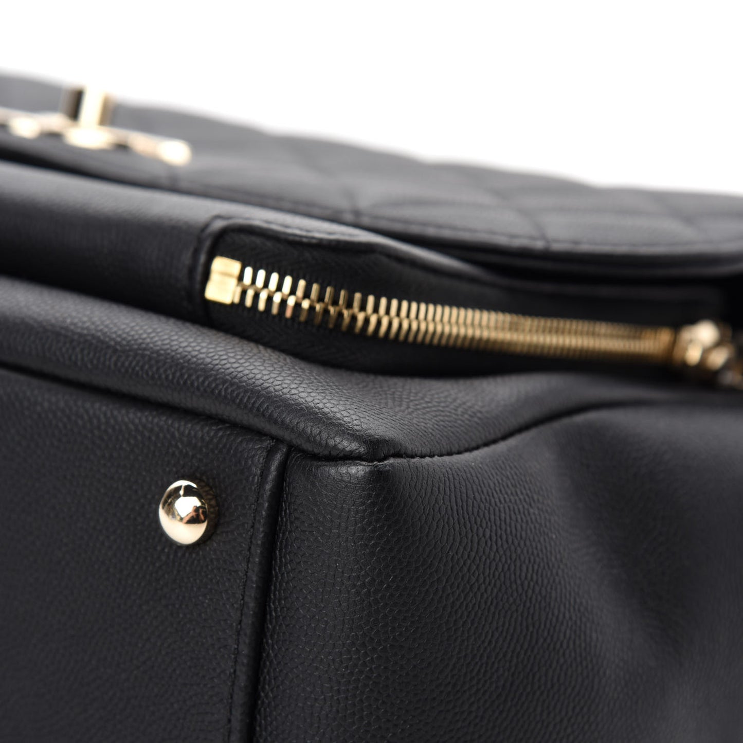 Caviar Quilted Large Business Affinity Flap Black