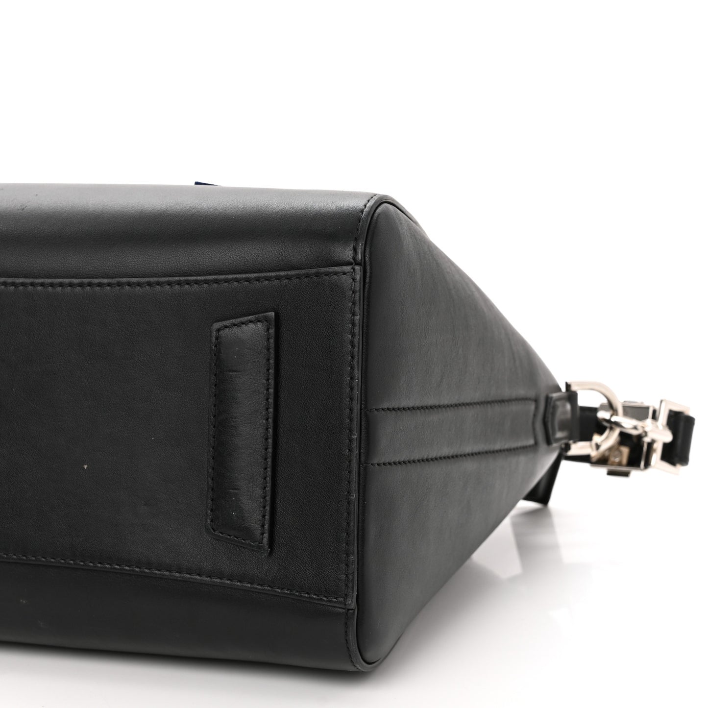 Calfskin Signature Logo Small Antigona Black
