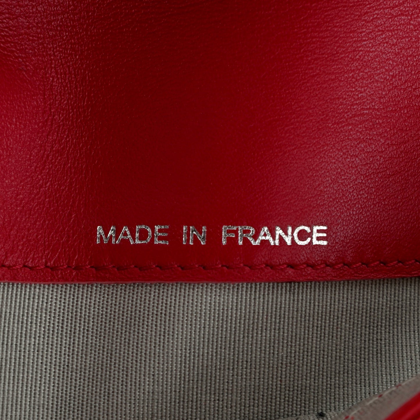 Caviar Sevruga Yen Wallet Red
