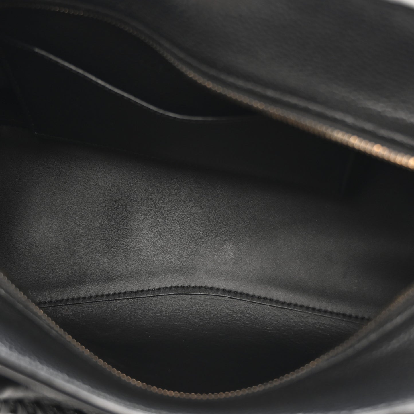 Grained Calfskin Neo Classic Black Hardware S City Black