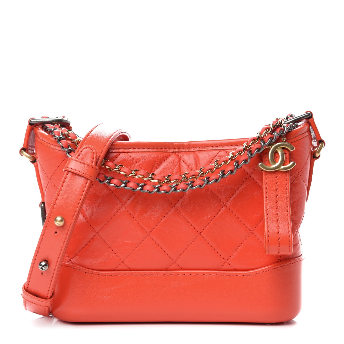 Aged Calfskin Quilted Small Gabrielle Hobo Red