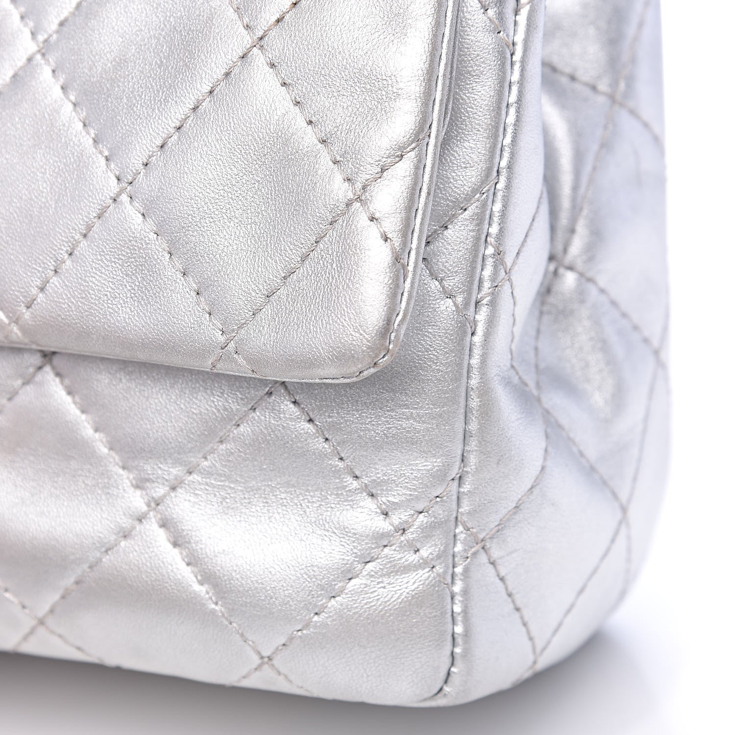 Chanel Metallic Lambskin Quilted 2.55 Reissue 227 Flap Silver 15 of 17