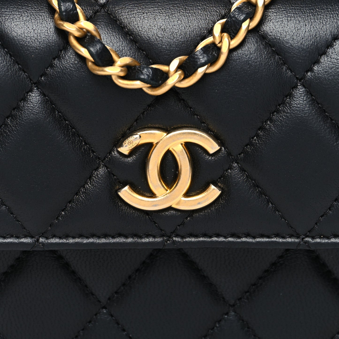Lambskin Quilted Chain Top Handle Clutch With Chain Black