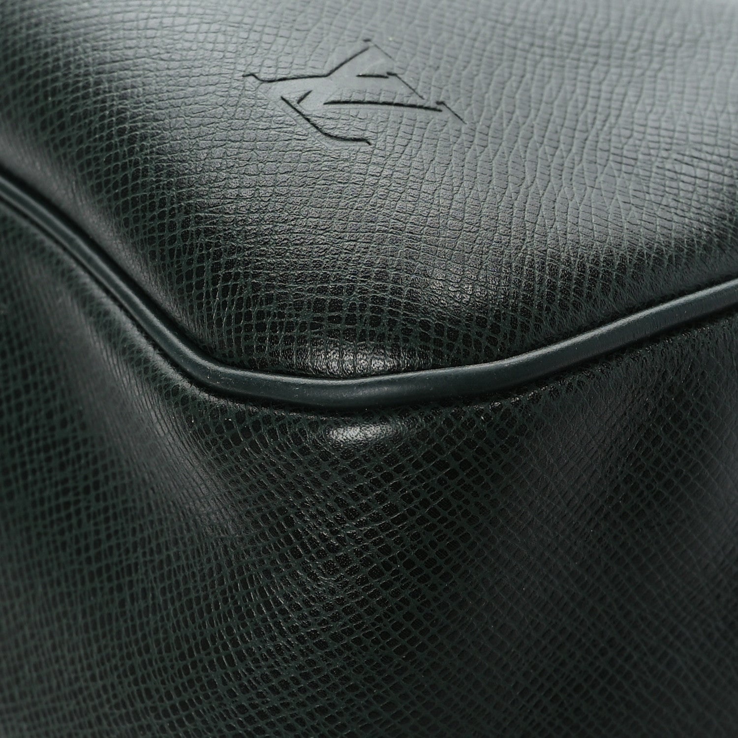 Louis Vuitton Taiga Kendall PM Epicea 8 of 13