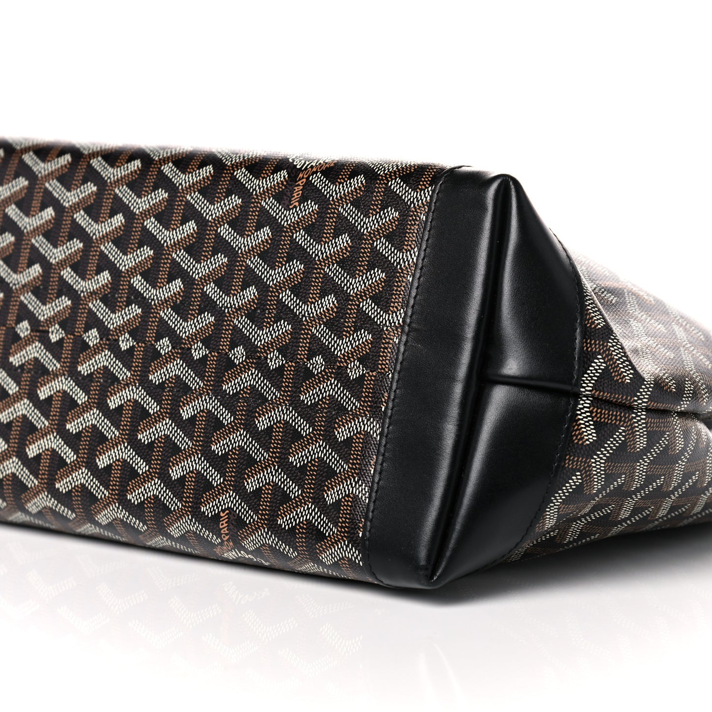 Goyardine Bellechasse PM Black