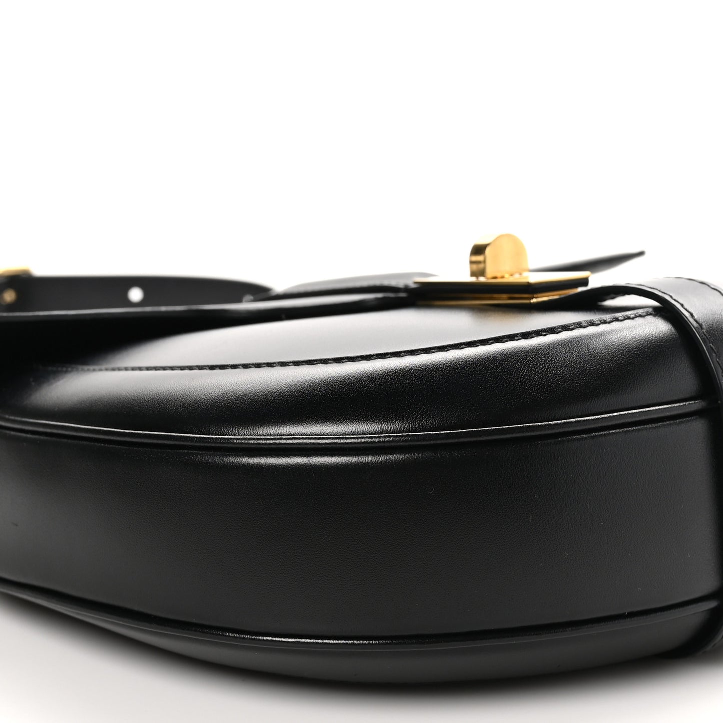 Satinated Calfskin Medium Besace 16 Black