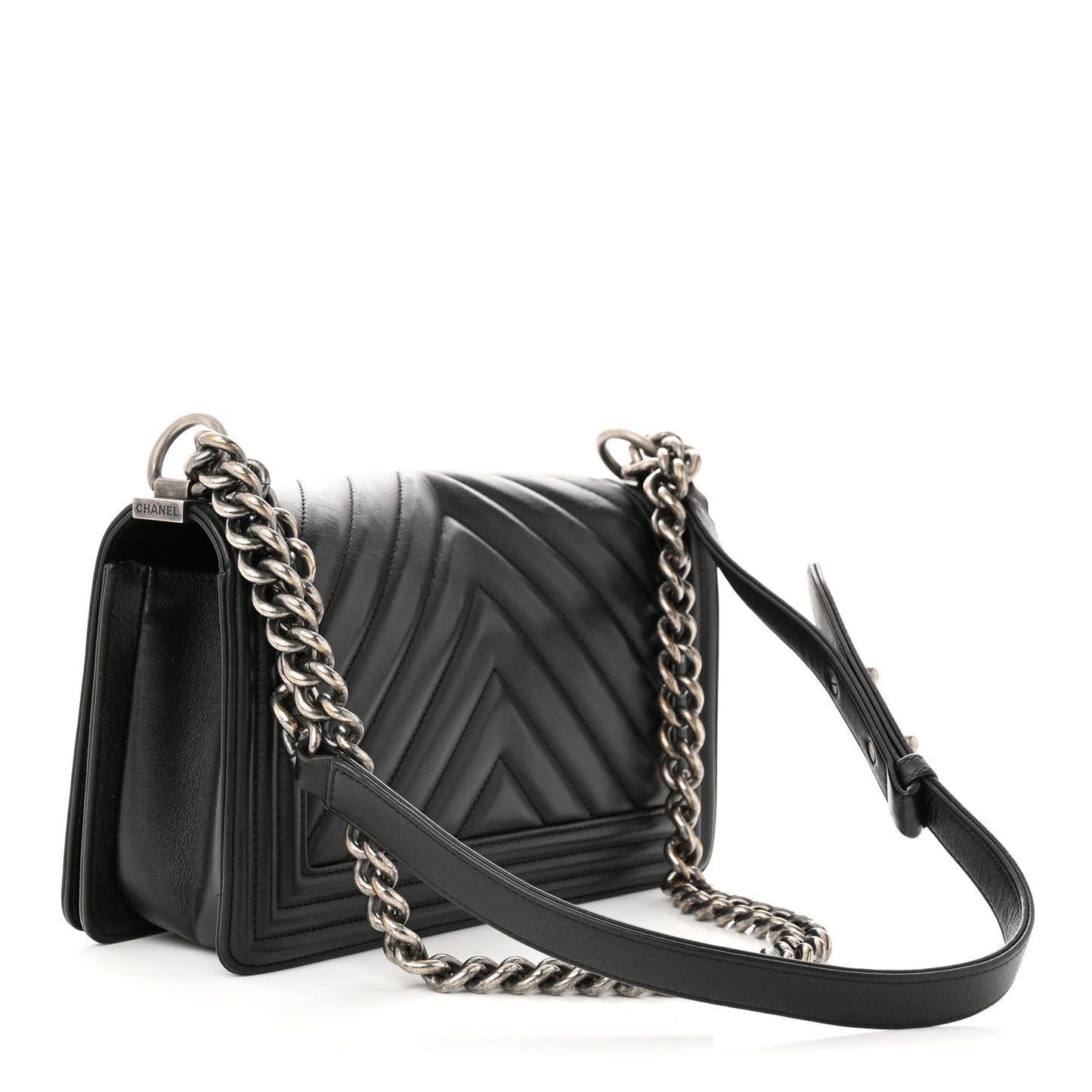 Calfskin Chevron Quilted Medium Boy Flap Black