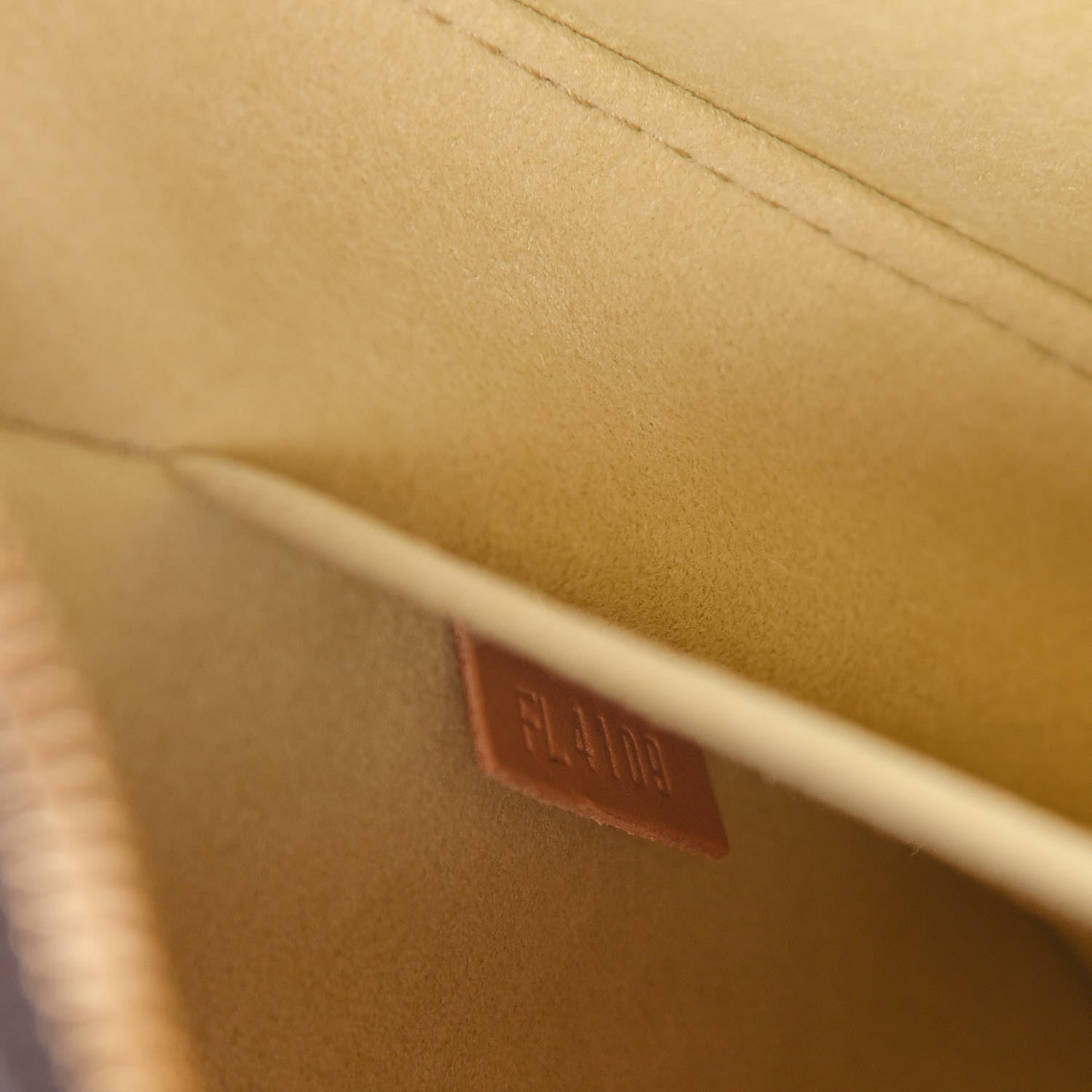 Louis Vuitton Monogram Valisette BB 7 of 11