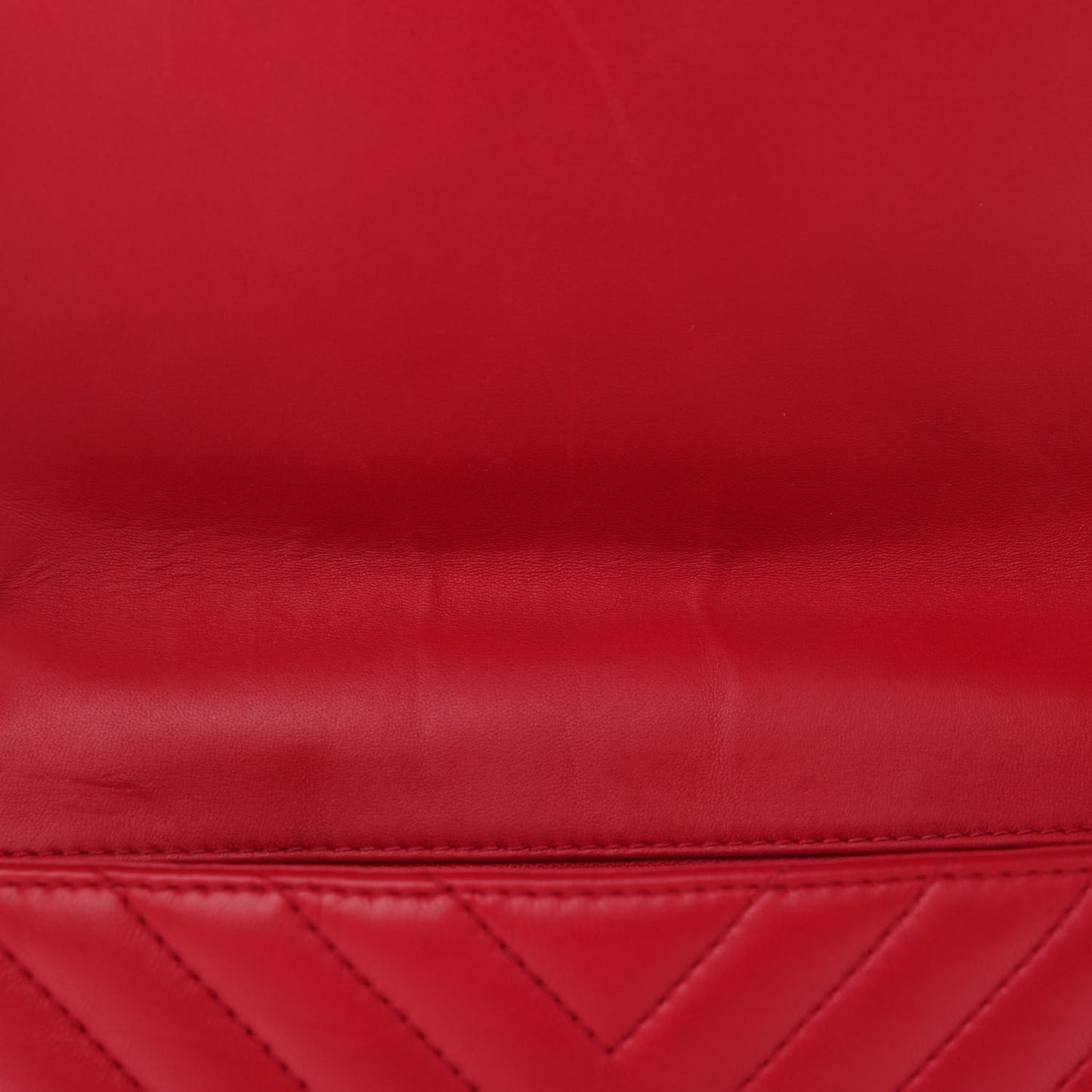 Lambskin Chevron Quilted Maxi Single Flap Red