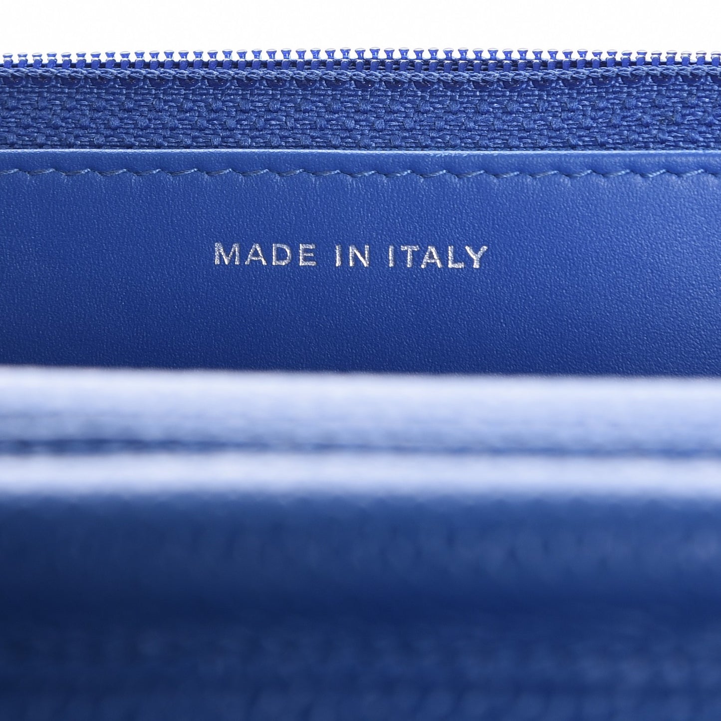 Caviar Quilted Wallet On Chain WOC Blue