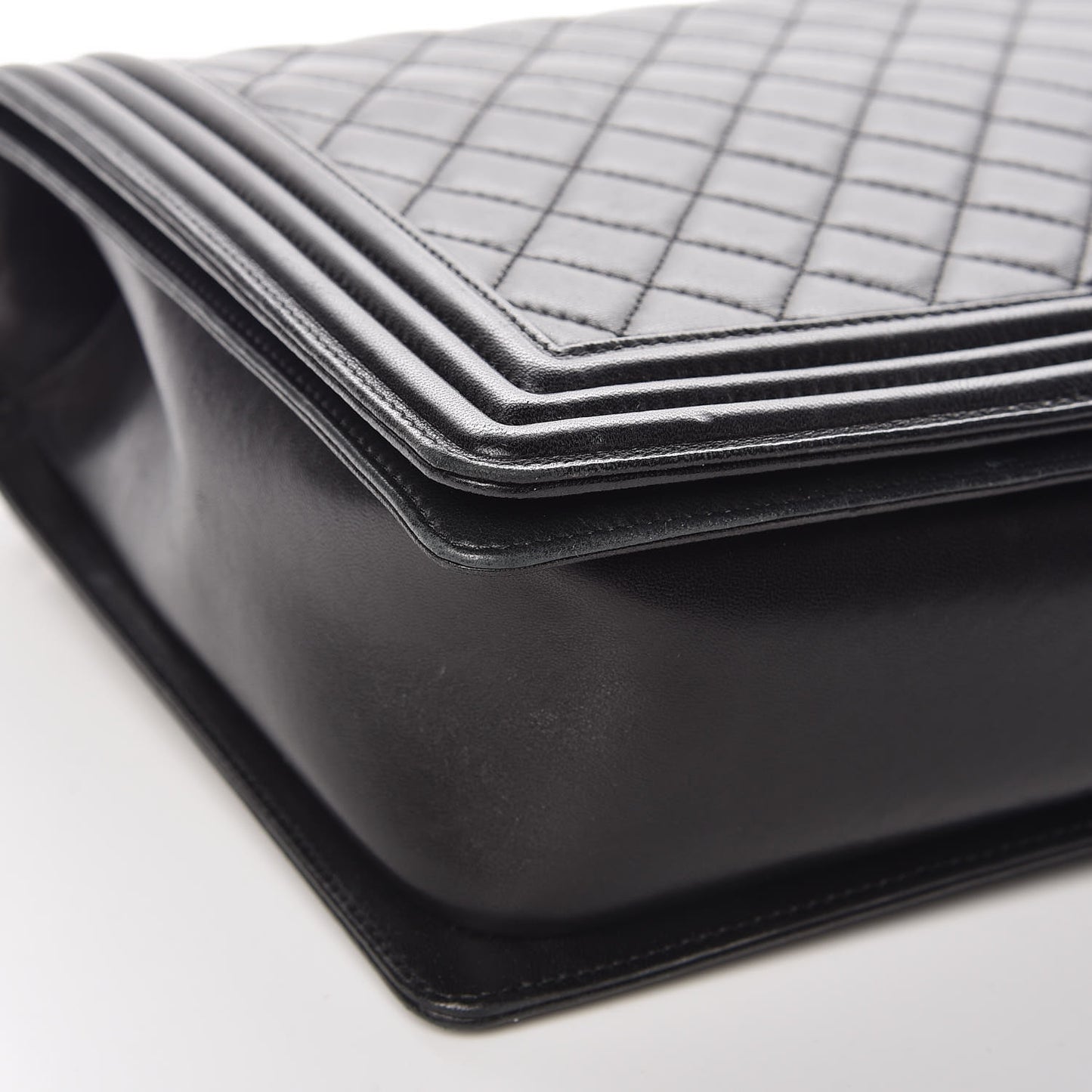 Lambskin Quilted Large Boy Flap Black