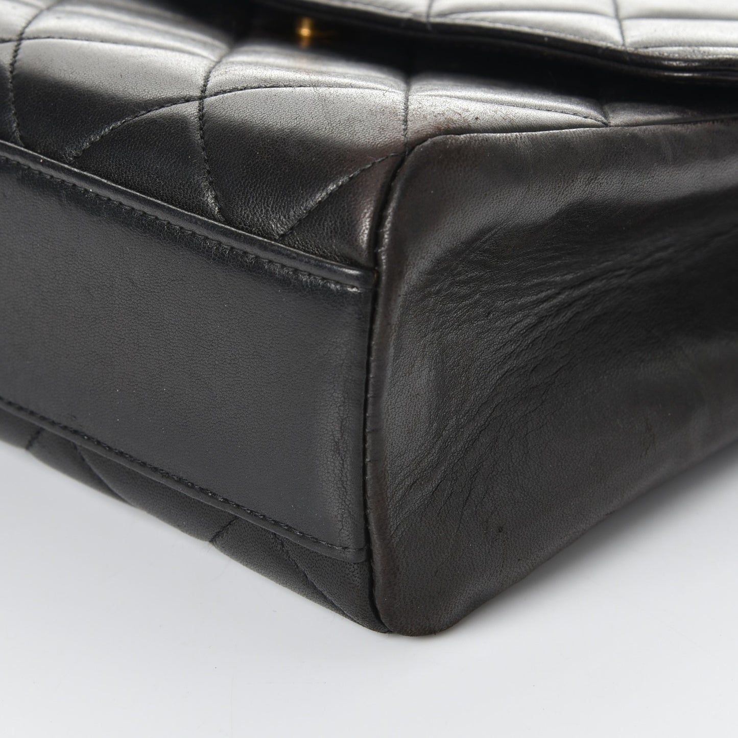 Lambskin Quilted Shoulder Flap Black