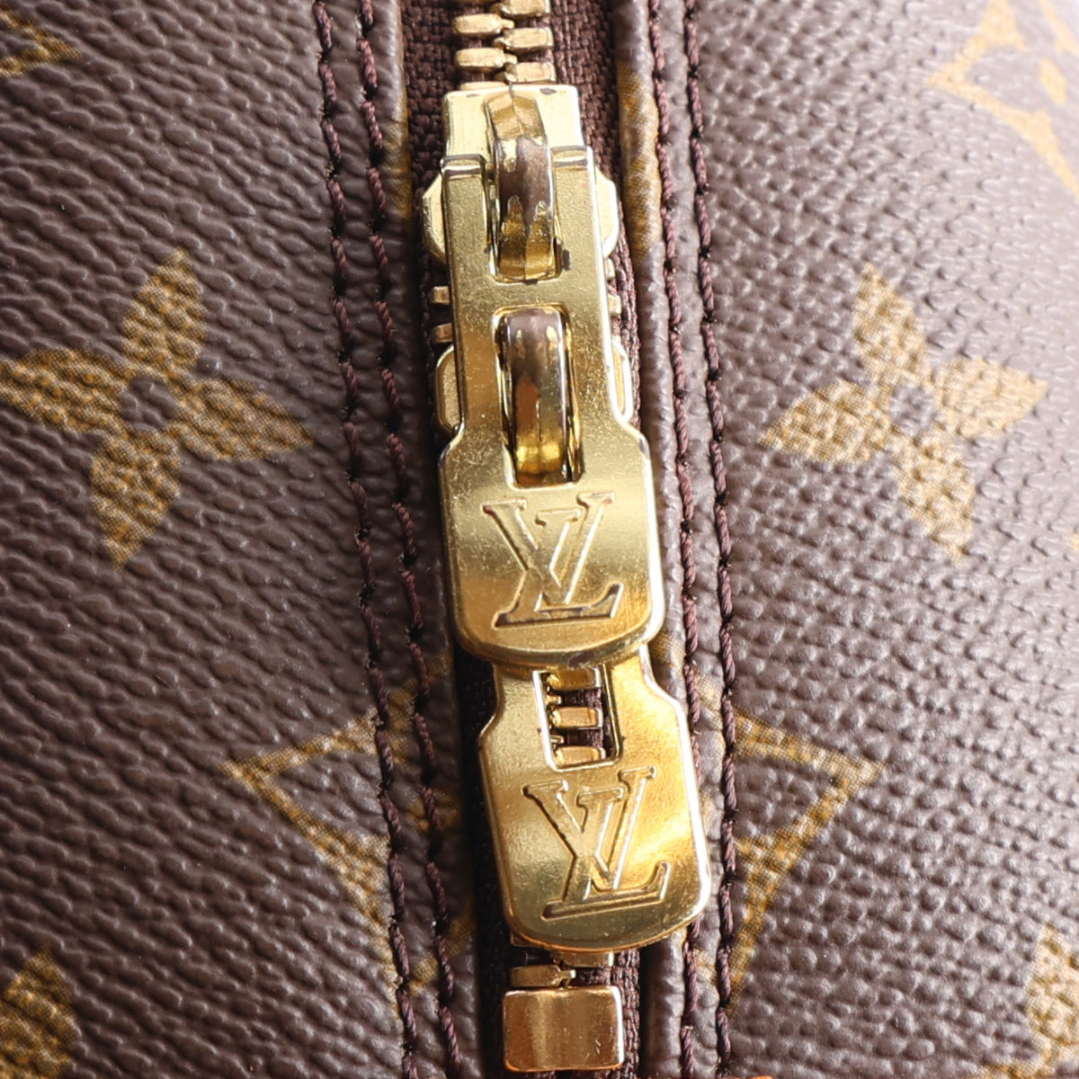 Louis Vuitton Monogram Alma PM 11 of 12