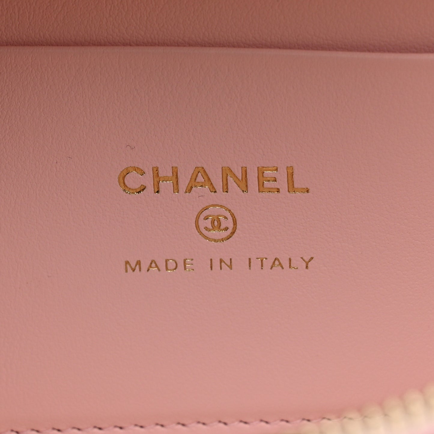 Caviar Quilted Top Handle Slim Vanity With Chain Light Pink