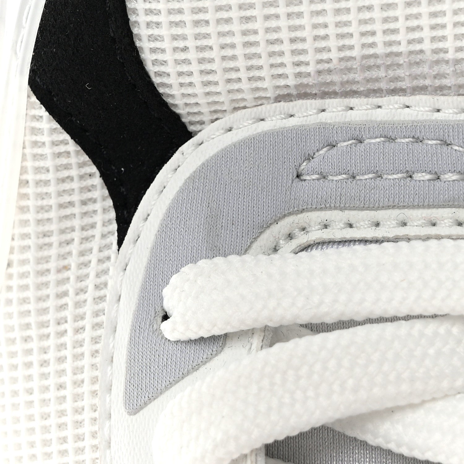 Louis Vuitton Monogram Calfskin Run 55 Sneakers 38.5 White 9 of 9