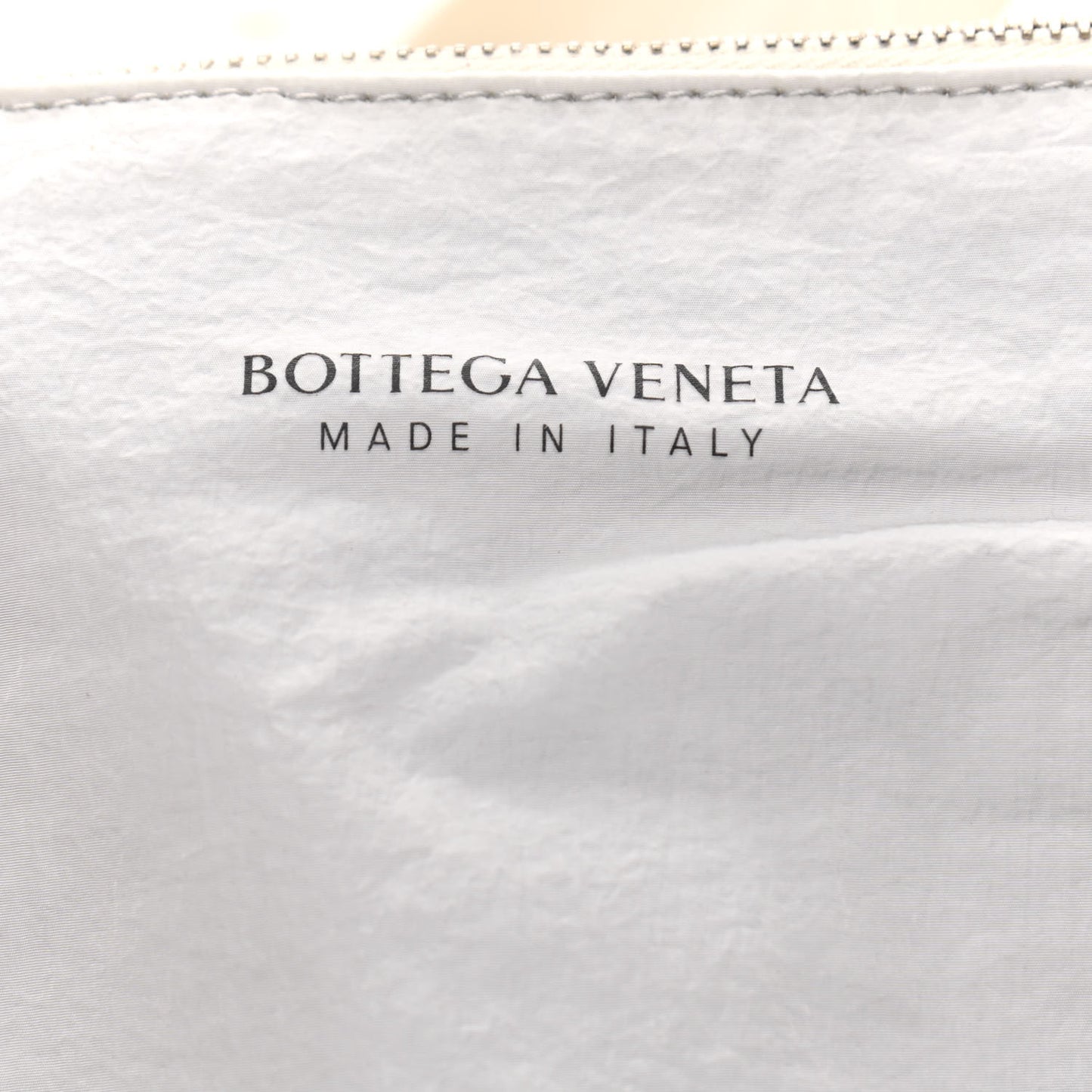 Calfskin Maxi Intrecciato Cassette Tote White