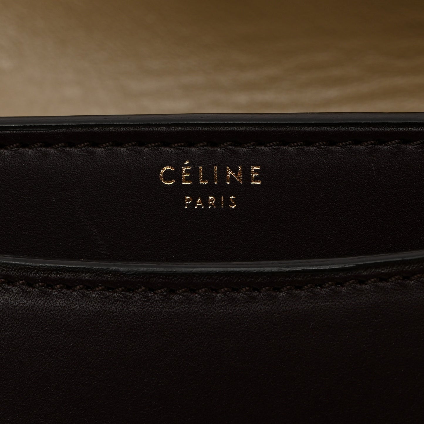 Smooth Calfskin Medium Case Chain Flap Burgundy