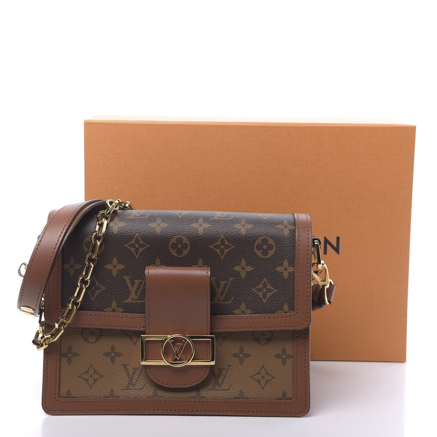 Reverse Monogram Dauphine MM