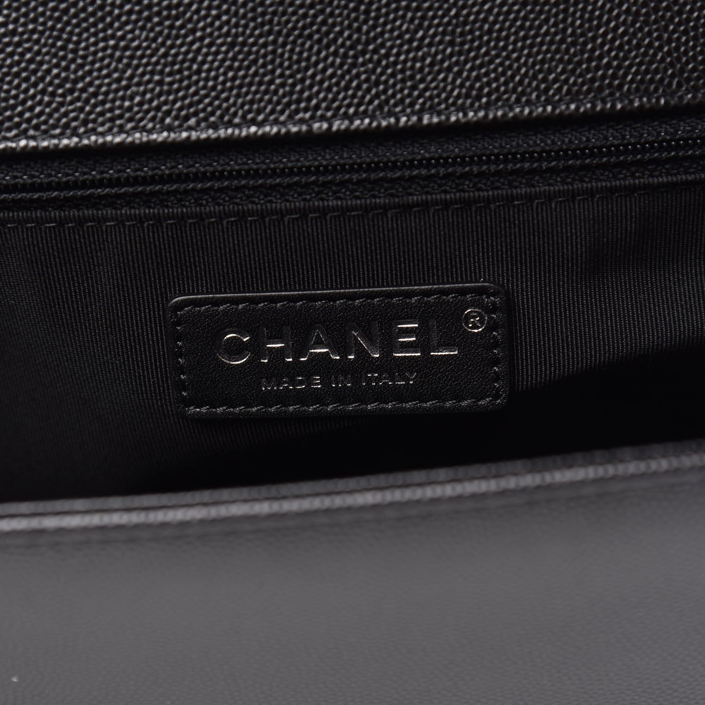 Caviar Quilted New Medium Boy Flap Black