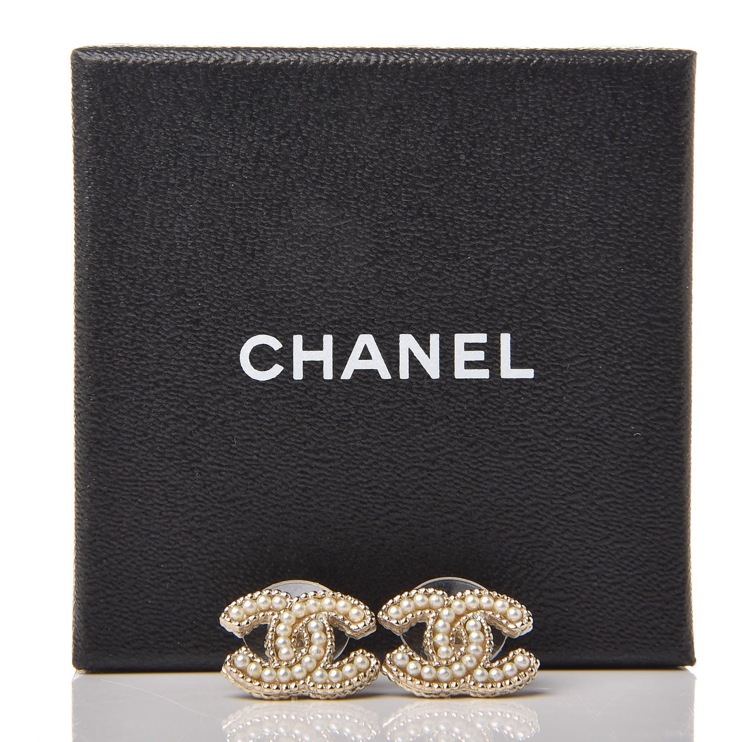 Chanel Pearl CC Earrings Gold 5 of 5