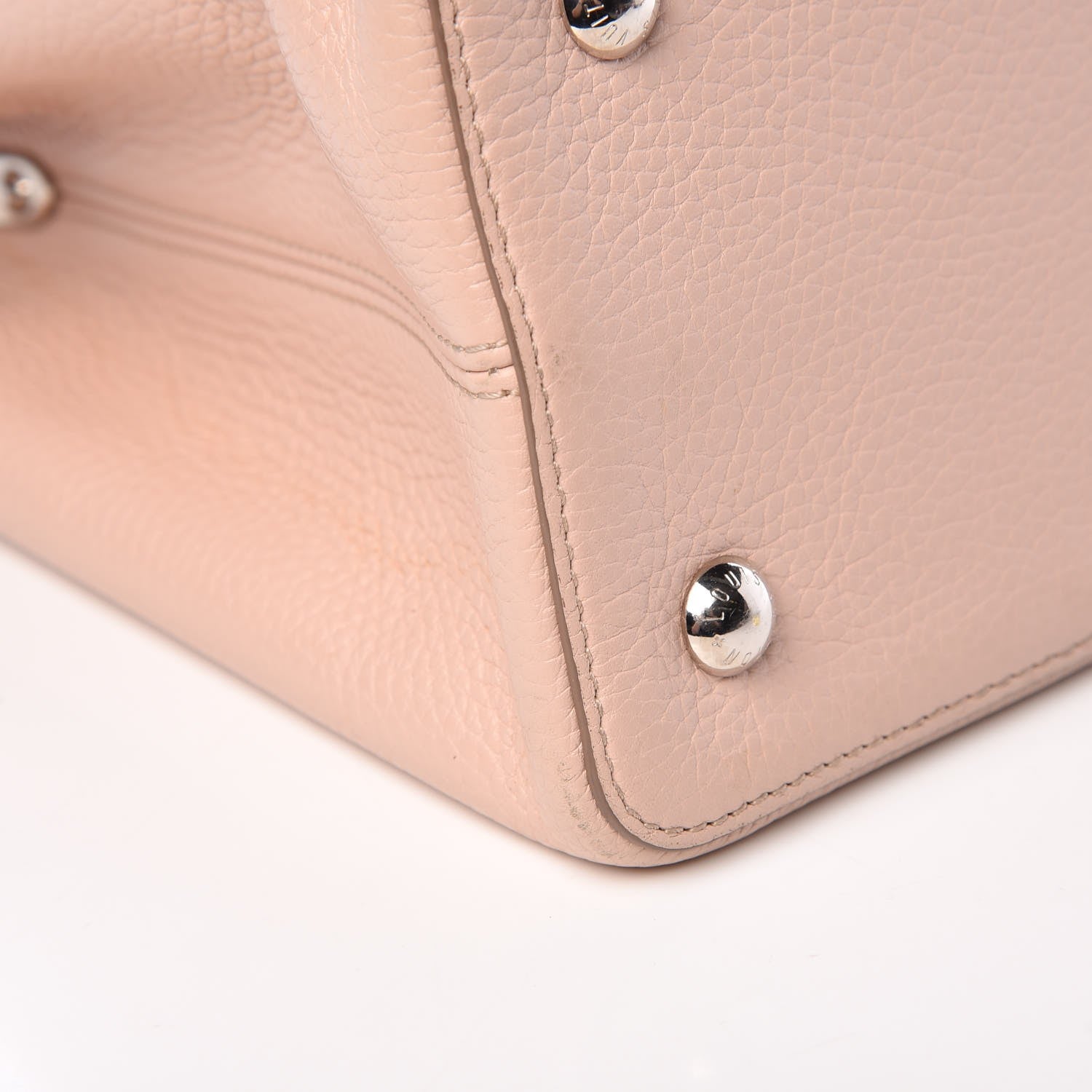 Louis Vuitton Taurillon Capucines MM Petale 10 of 14