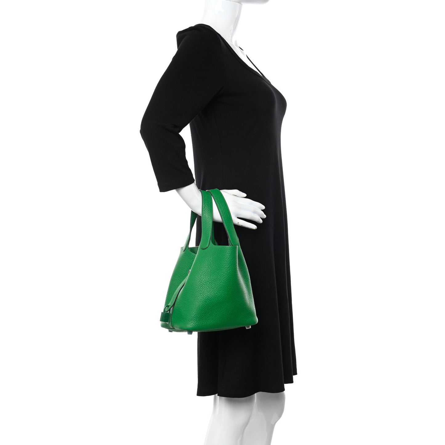 Taurillon Clemence Monochrome Picotin Lock 18 PM Bambou