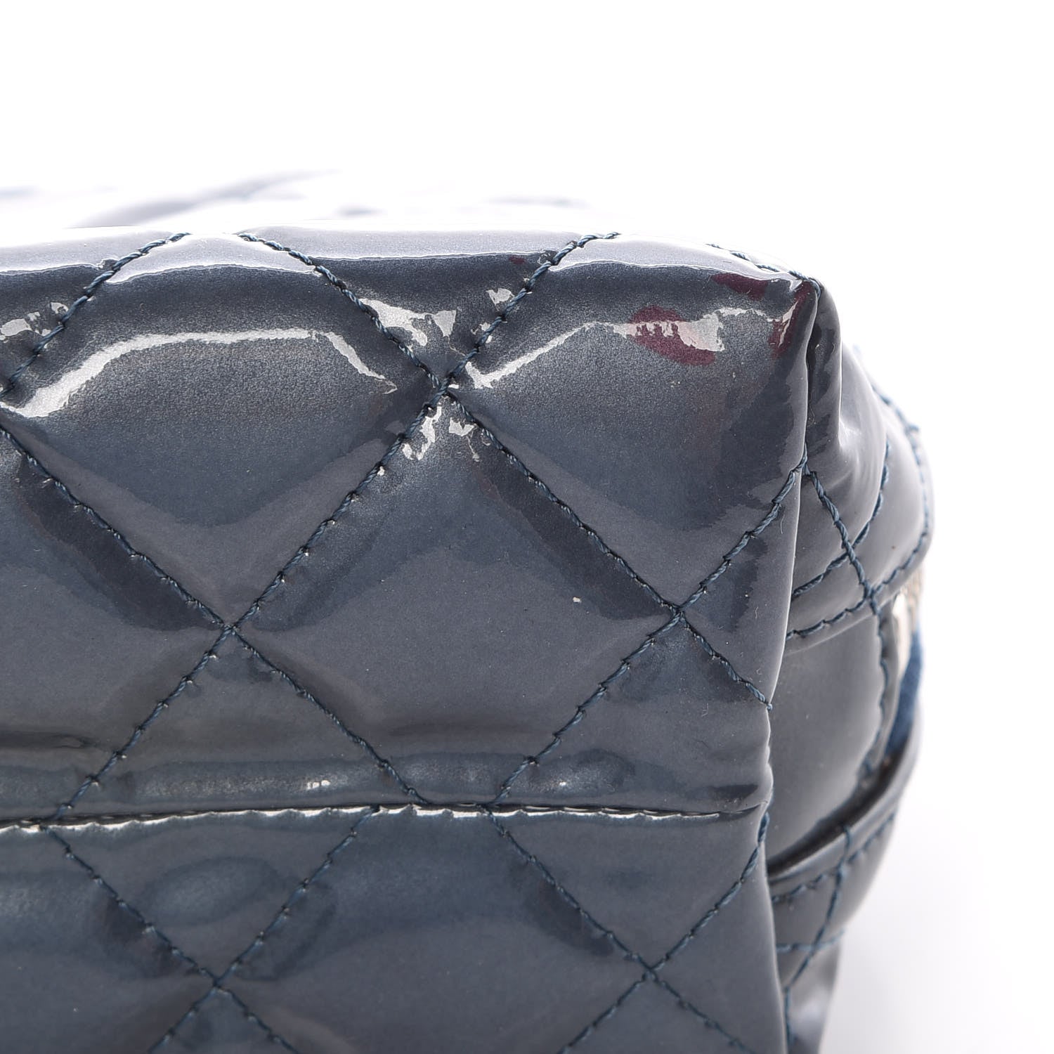 Chanel Vinyl Quilted Brilliant Cosmetic Case Royal Blue 10 of 10
