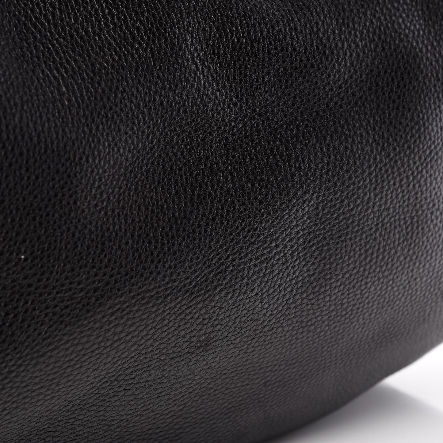 Pebbled Calfskin Large Soho Hobo Black