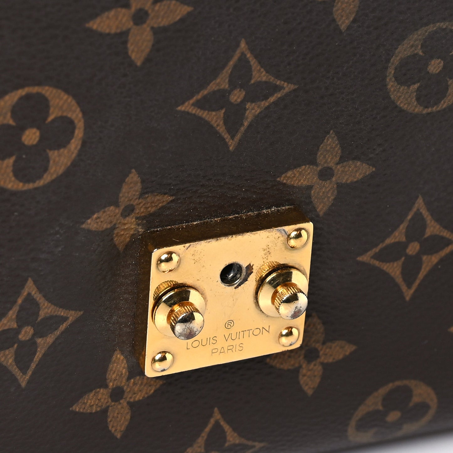 Monogram Pochette Metis