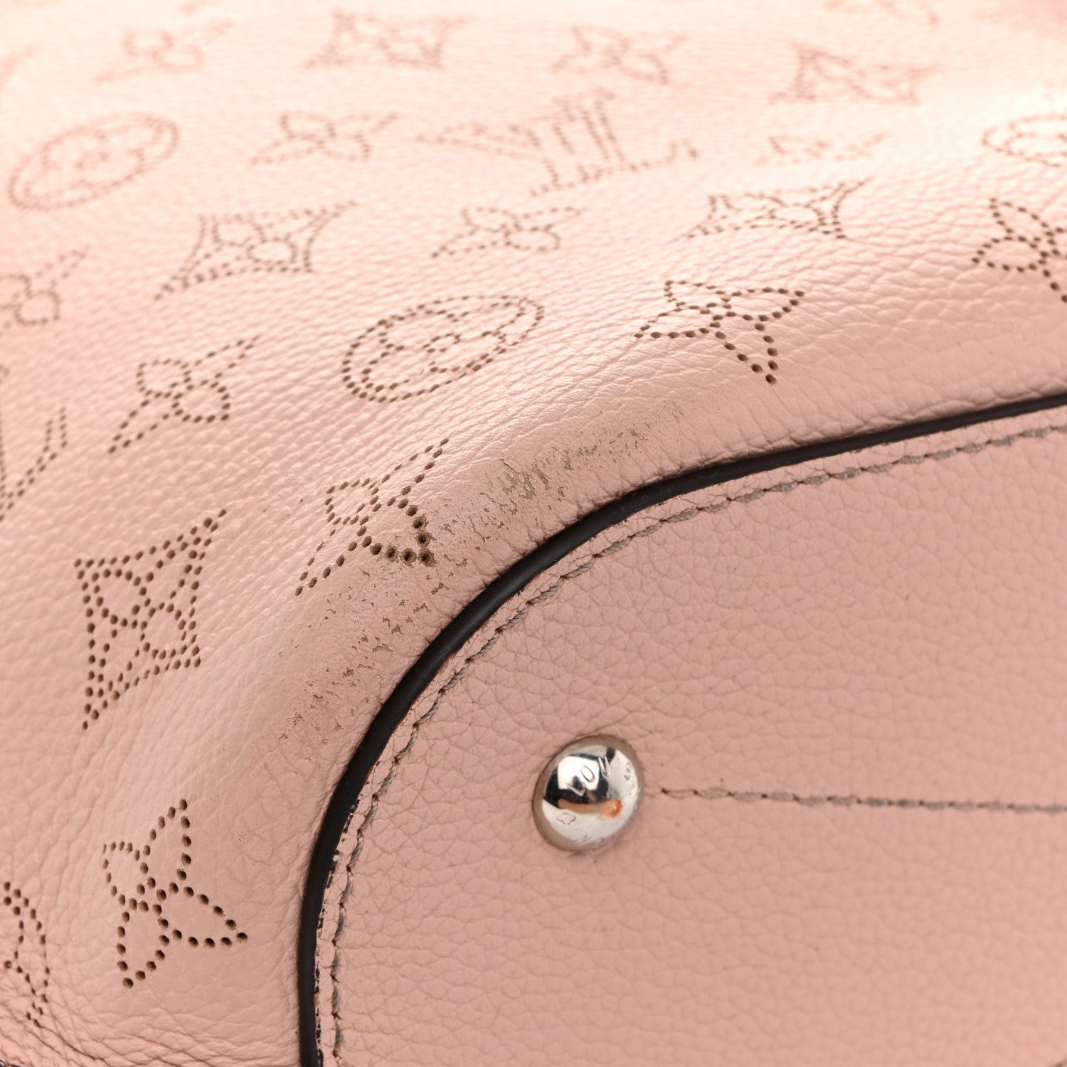 Louis Vuitton Mahina Girolata Magnolia 13 of 13