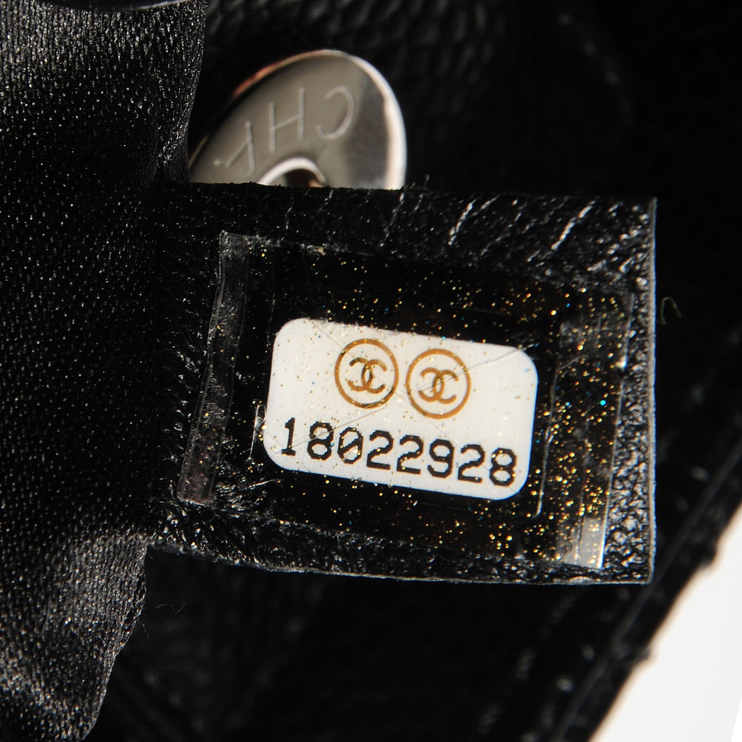 Caviar Petit Shopping Tote PST Black