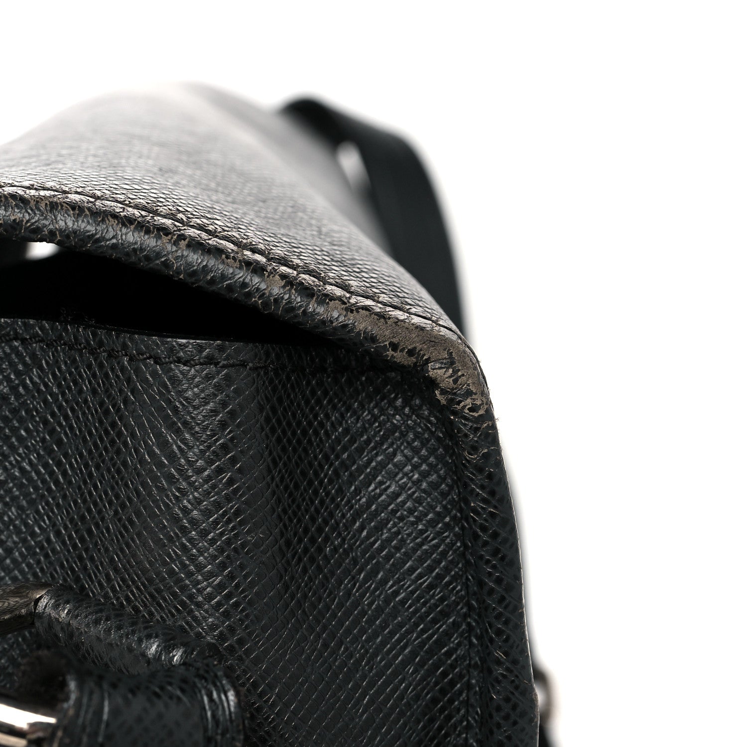 Louis Vuitton Taiga Alexei Messenger Ardoise 10 of 11