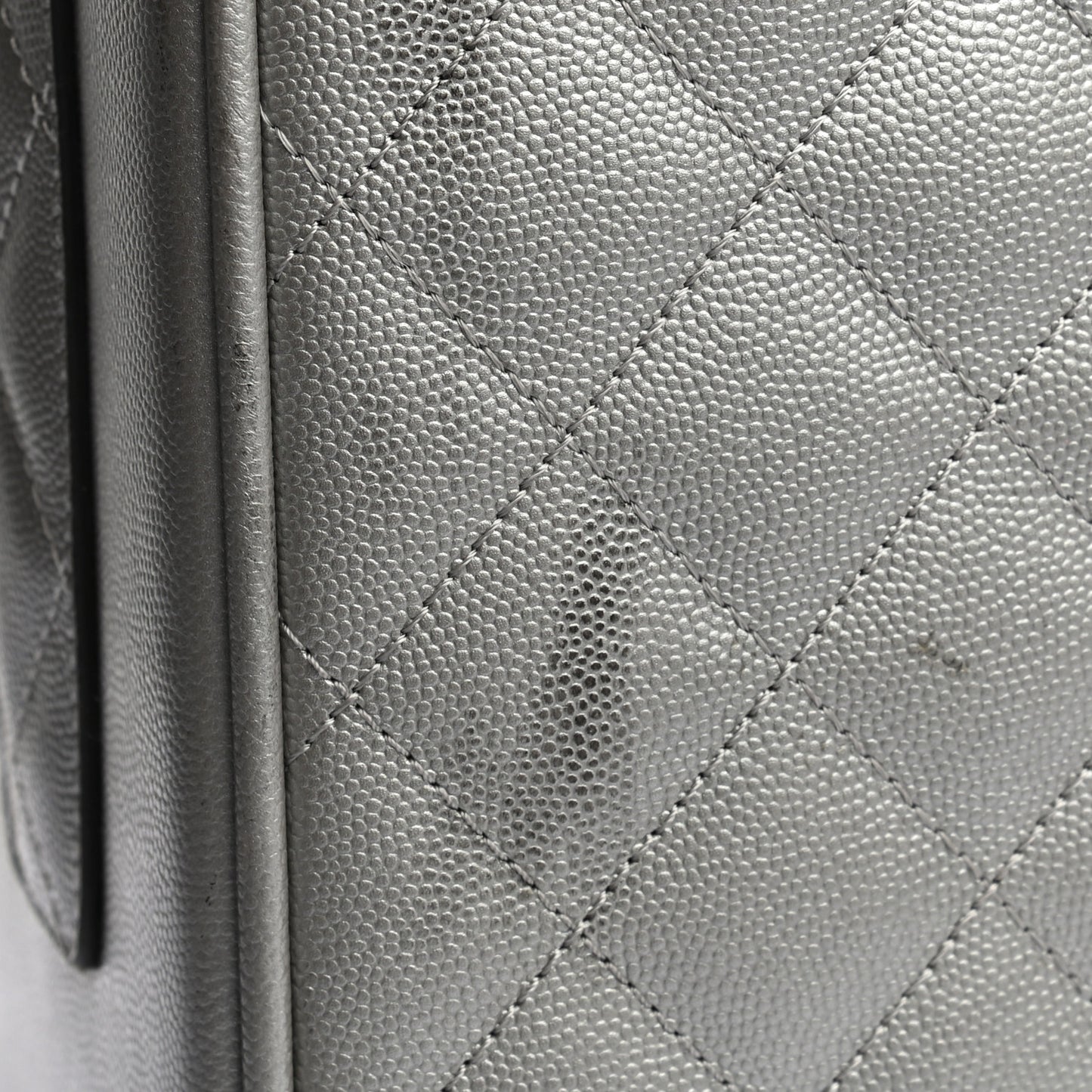 Metallic Caviar Quilted Coco Case Trolley Silver