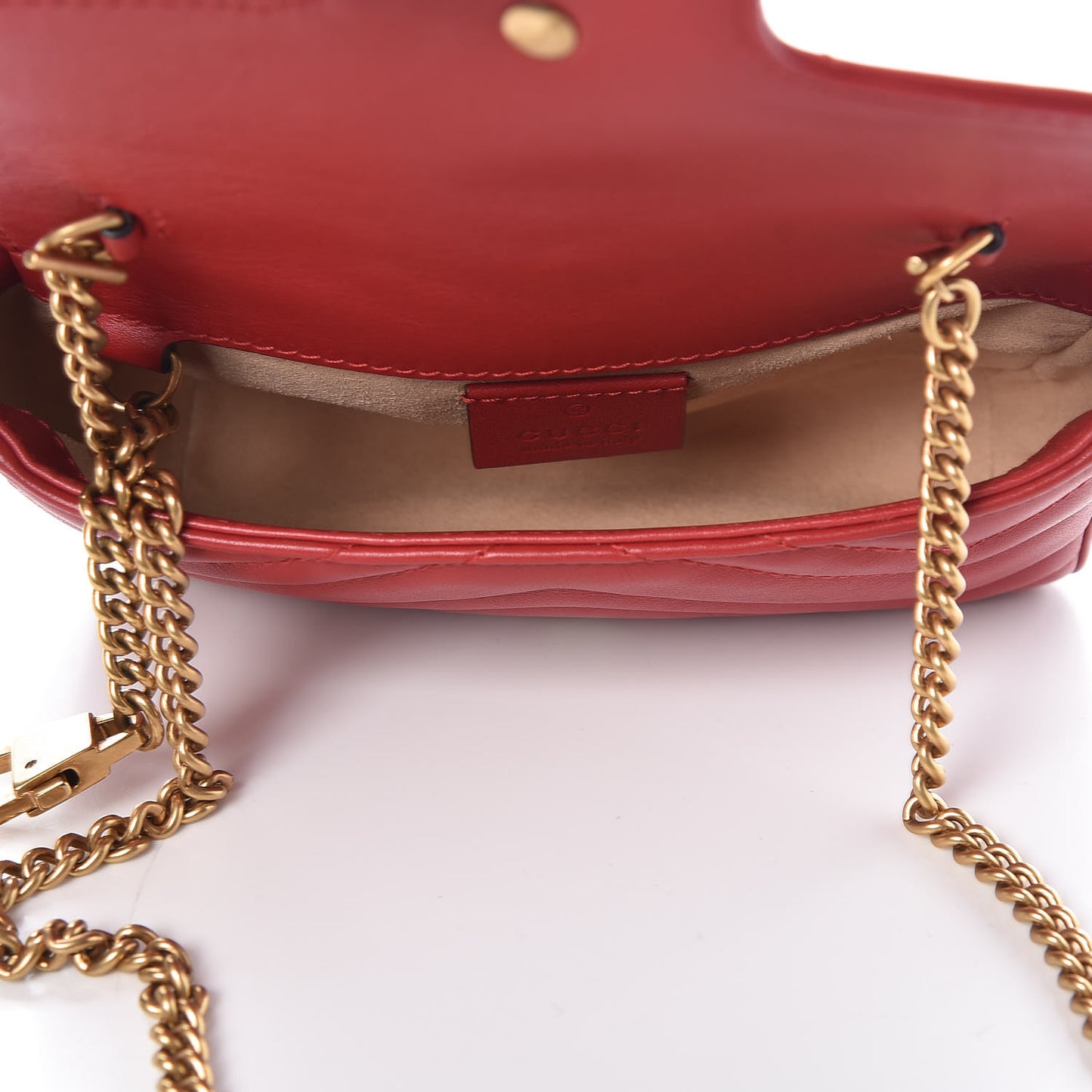 Calfskin Matelasse Super Mini GG Marmont Shoulder Bag Hibiscus Red
