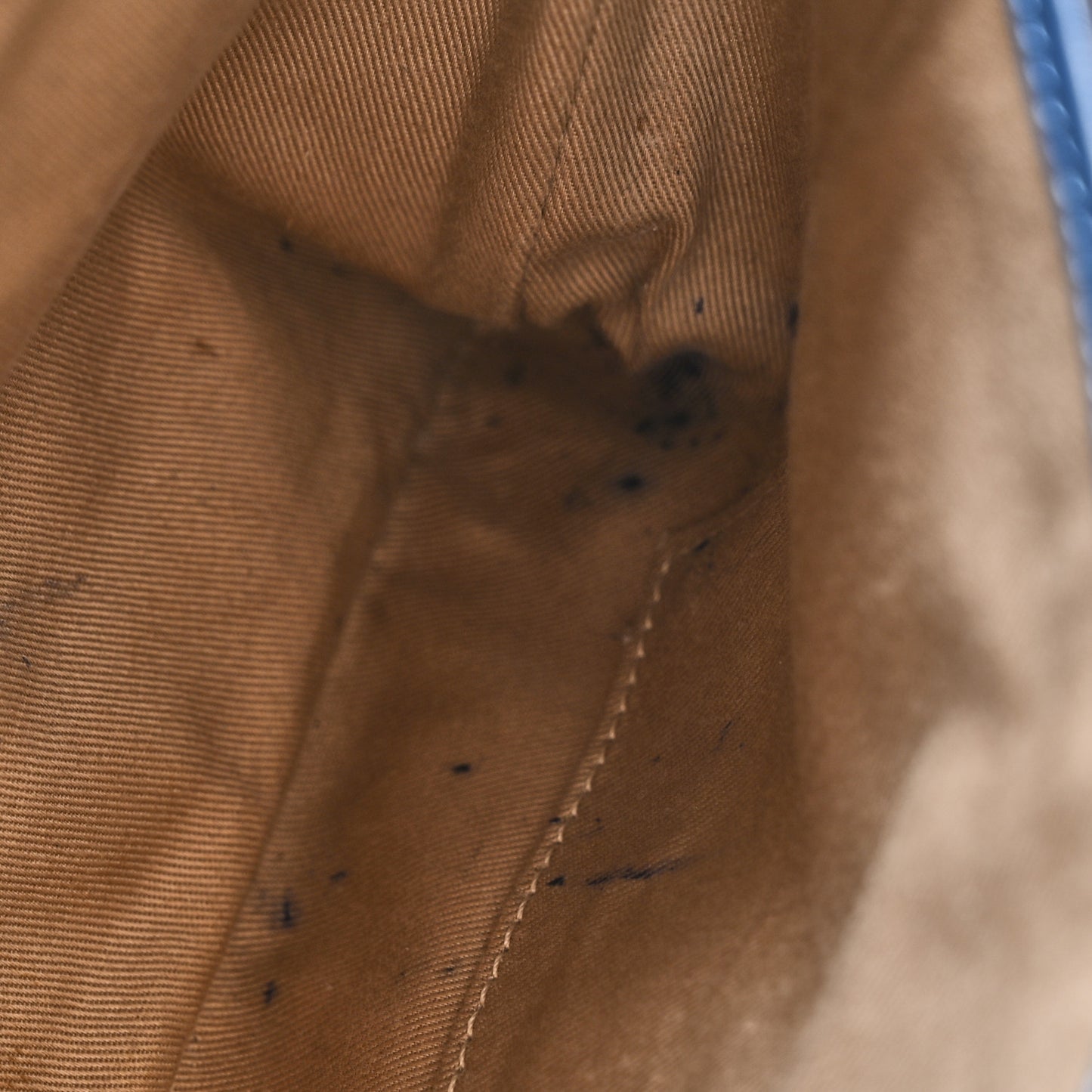 Visetos Medium Crossbody Pouch Black