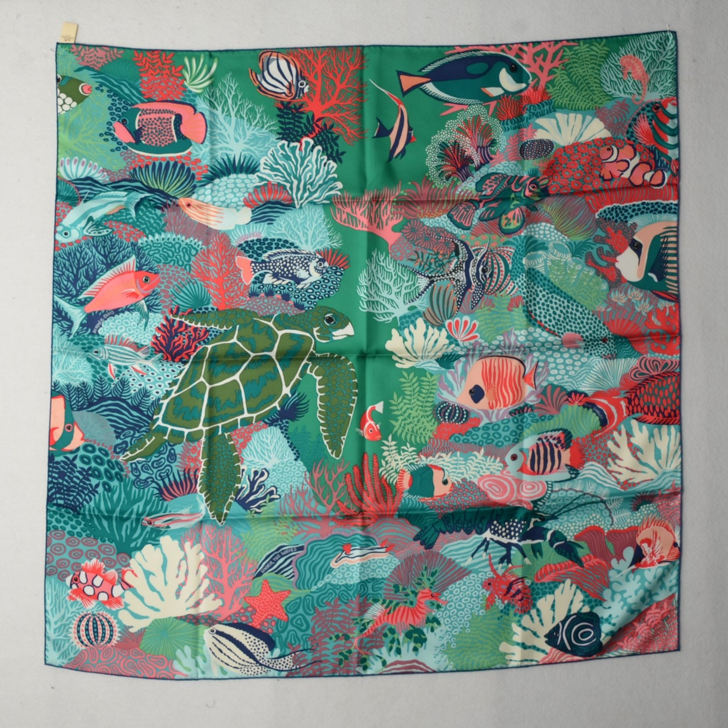 Silk Under The Waves Scarf 90 Vert Corail Aqua