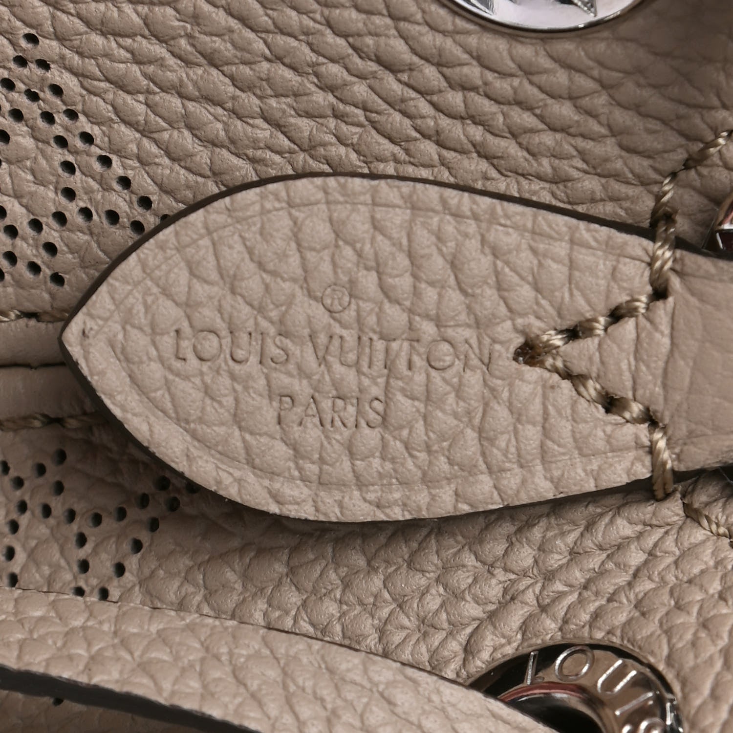 Louis Vuitton Mahina Bella Galet 5 of 5