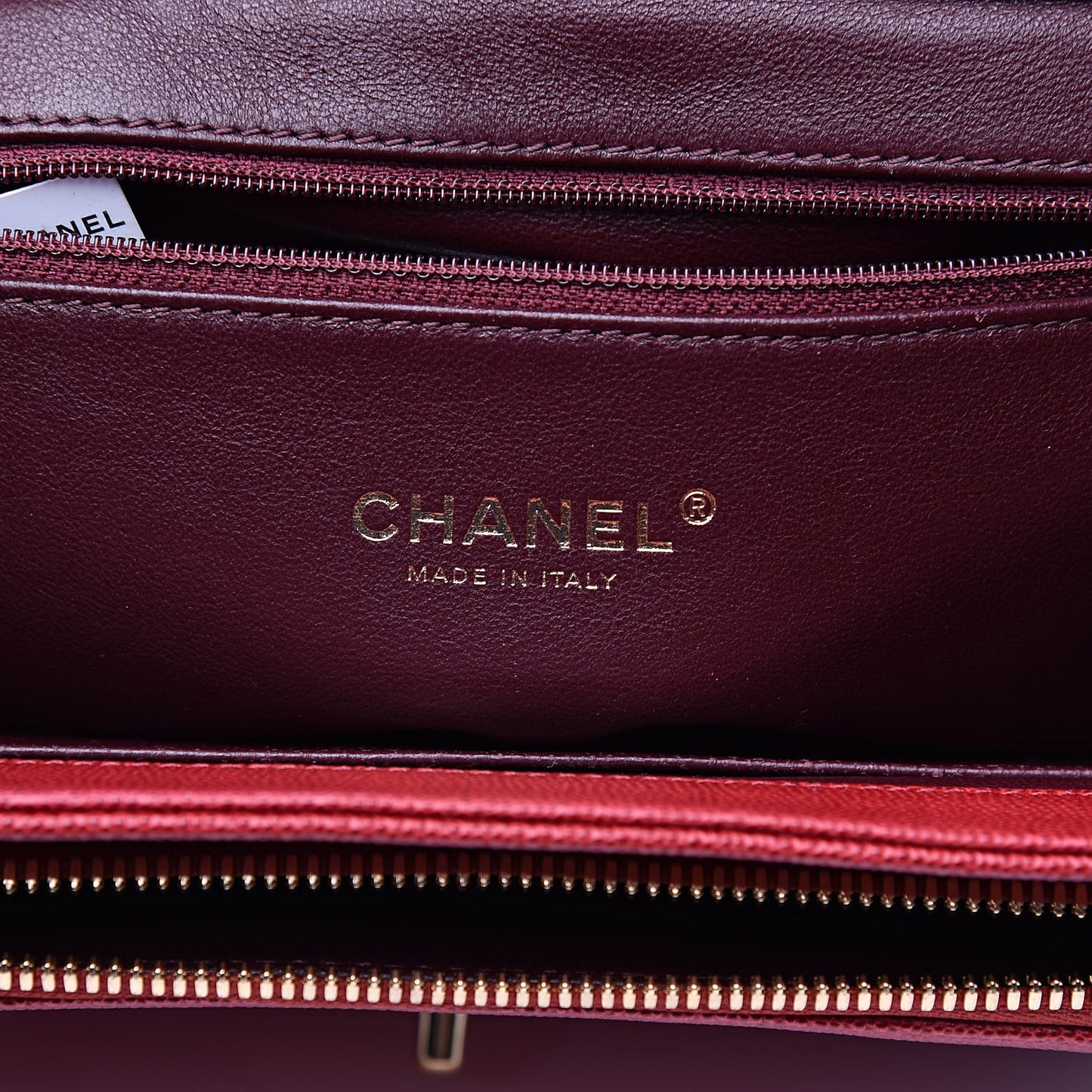 Caviar Quilted Large Business Affinity Flap Red