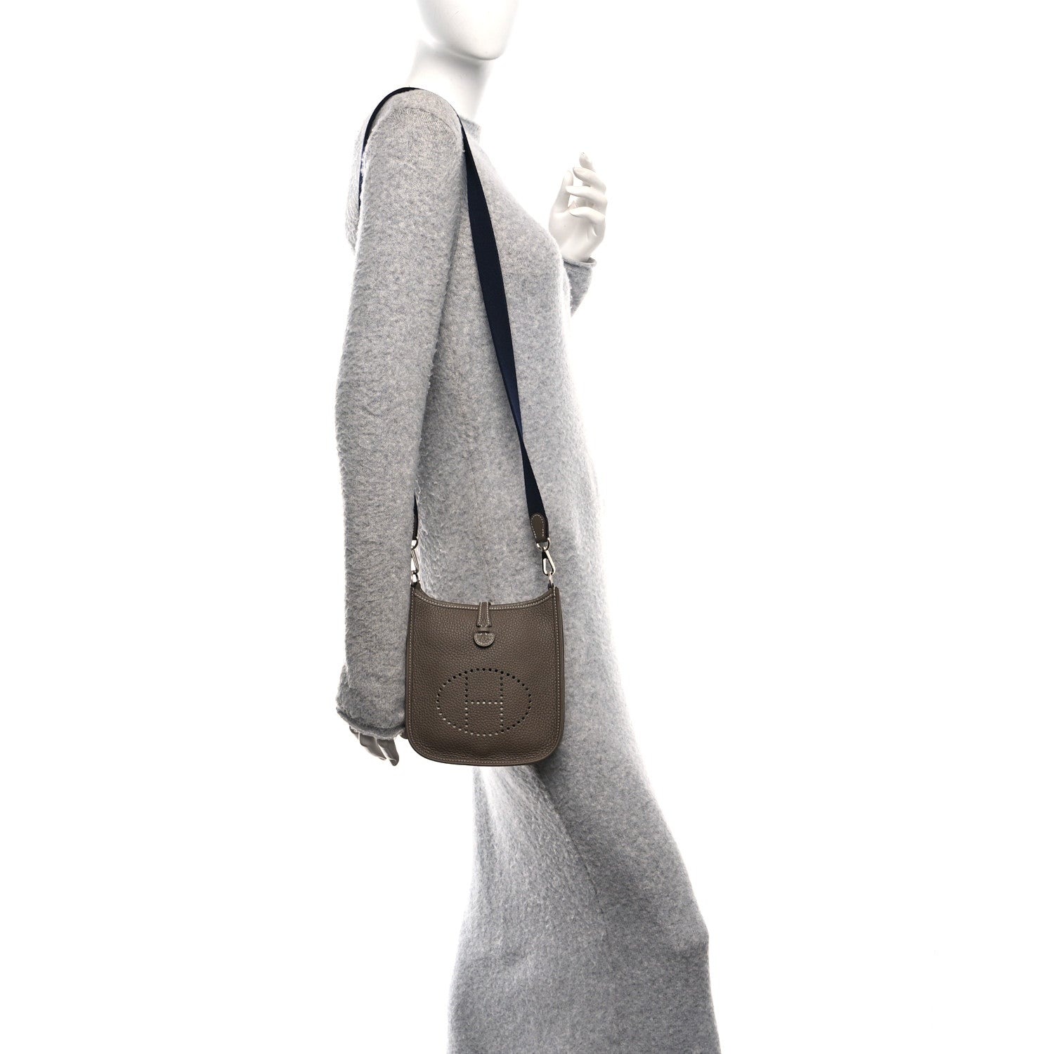 Hermes Taurillon Clemence Amazone Evelyne TPM Etoupe Bleu Indigo 2 of 11
