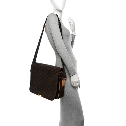 Louis Vuitton Monogram Valmy GM Messenger Bag 2 of 10